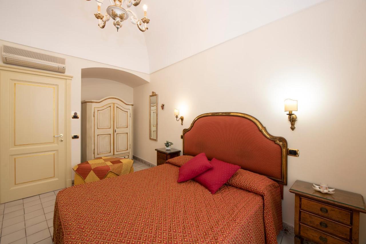 Affittacamere Residenza Del Duca Rooms&apartments 2*