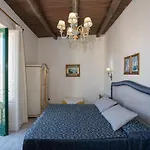 Residenza Del Duca Rooms & Apartments